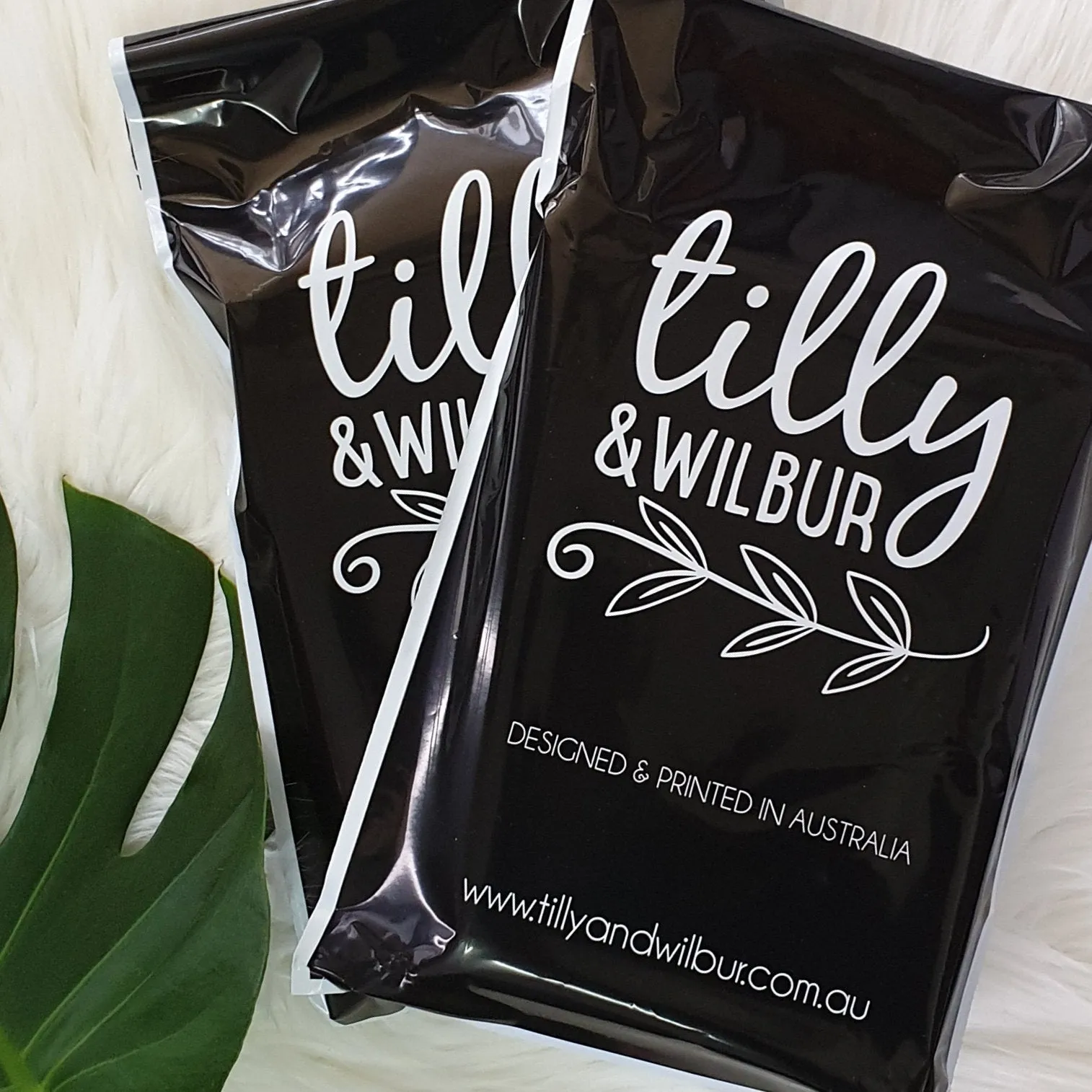 An original design and quality print from Australia's #1 Etsy seller for Expressive Wear - How Does Aunty & Uncle Sound?