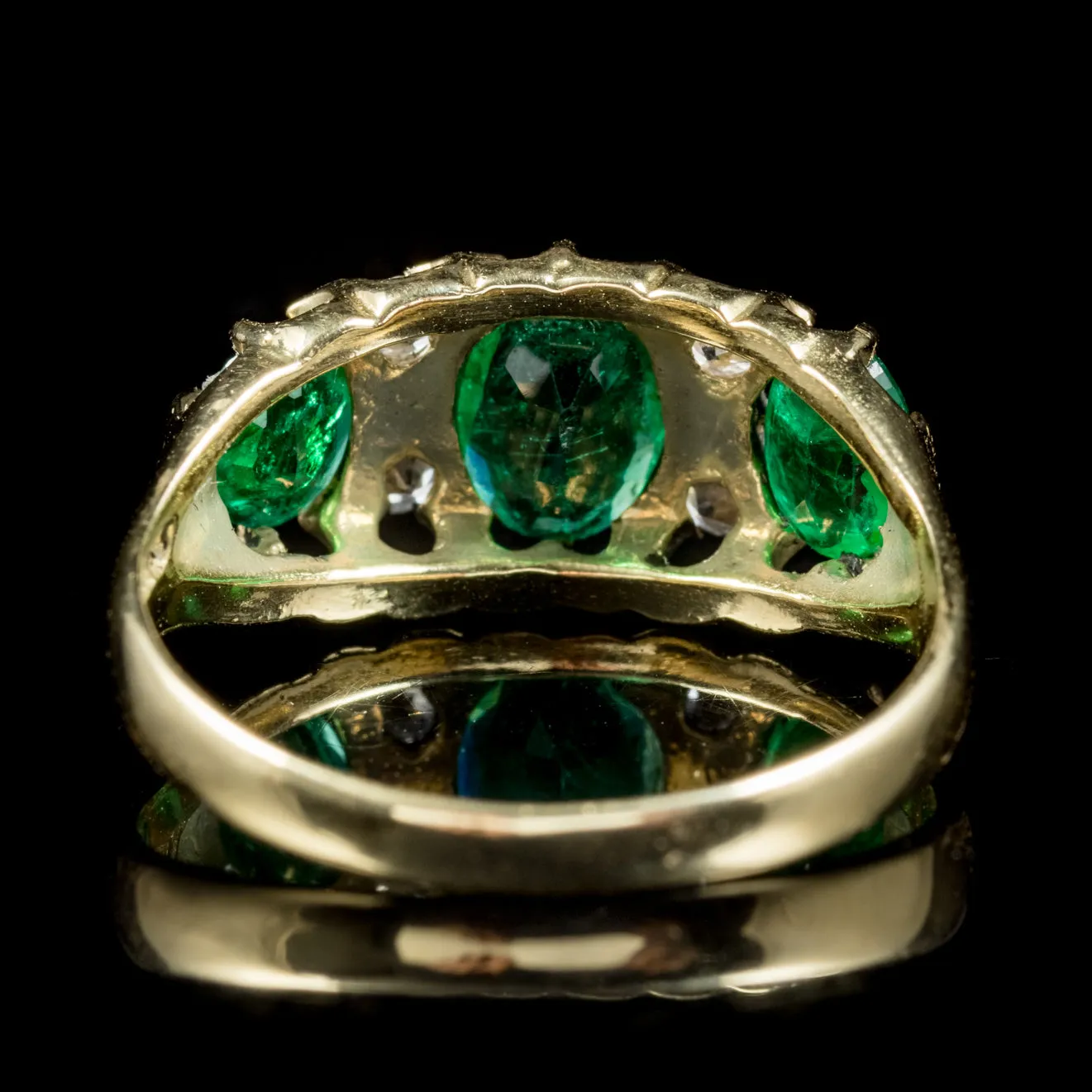 Antique Victorian 18Ct Gold Emerald Diamond Ring Circa 1900