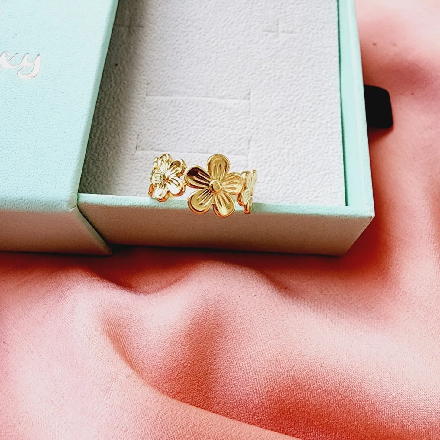 Bloom Me Ring