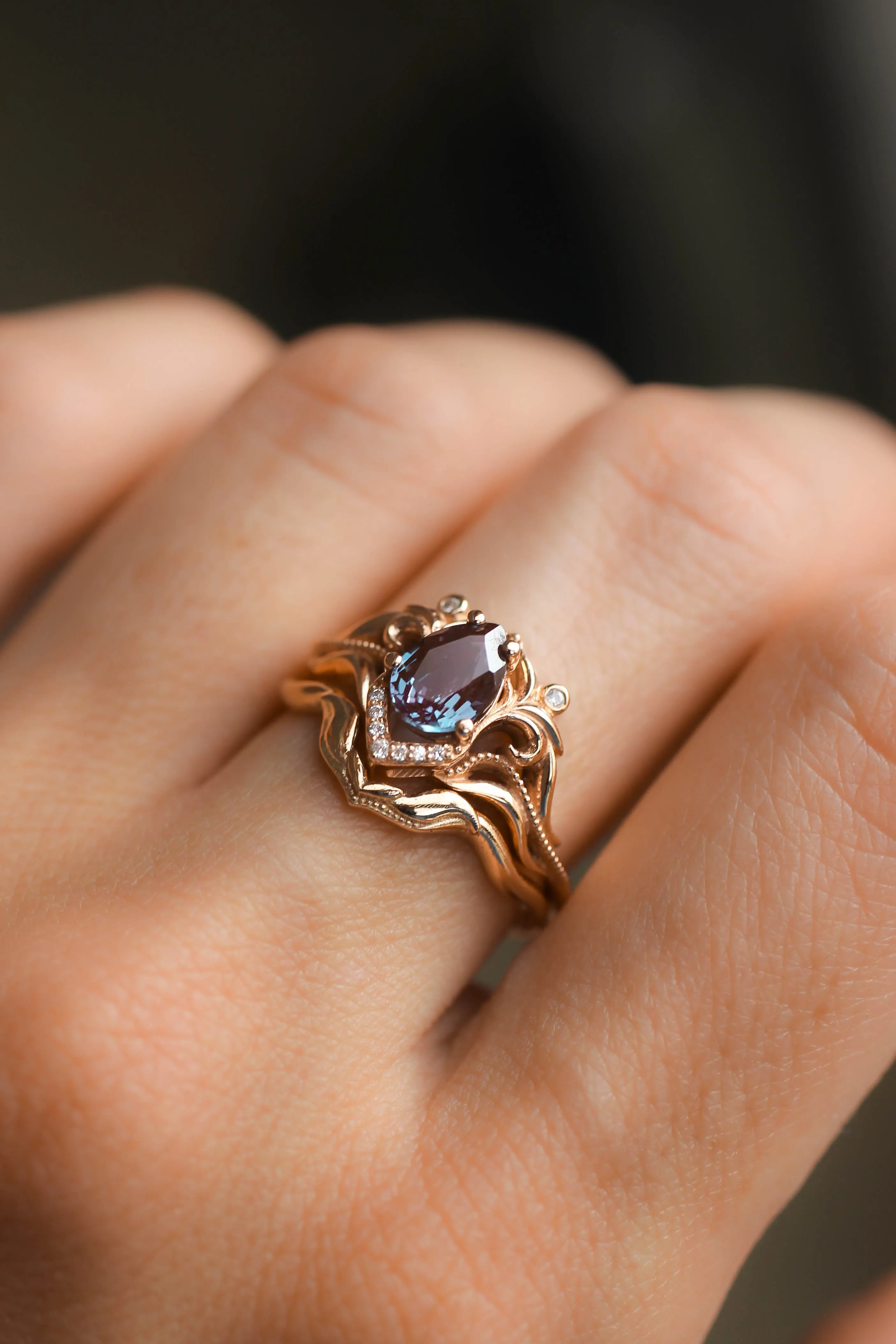 Bridal ring set with alexandrite and diamonds / Lida small