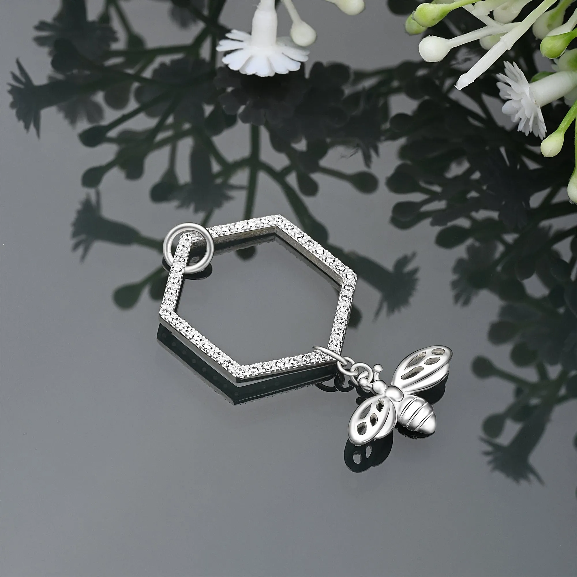 Geometric Honeycomb Pendant with Bee Pendant Silver
