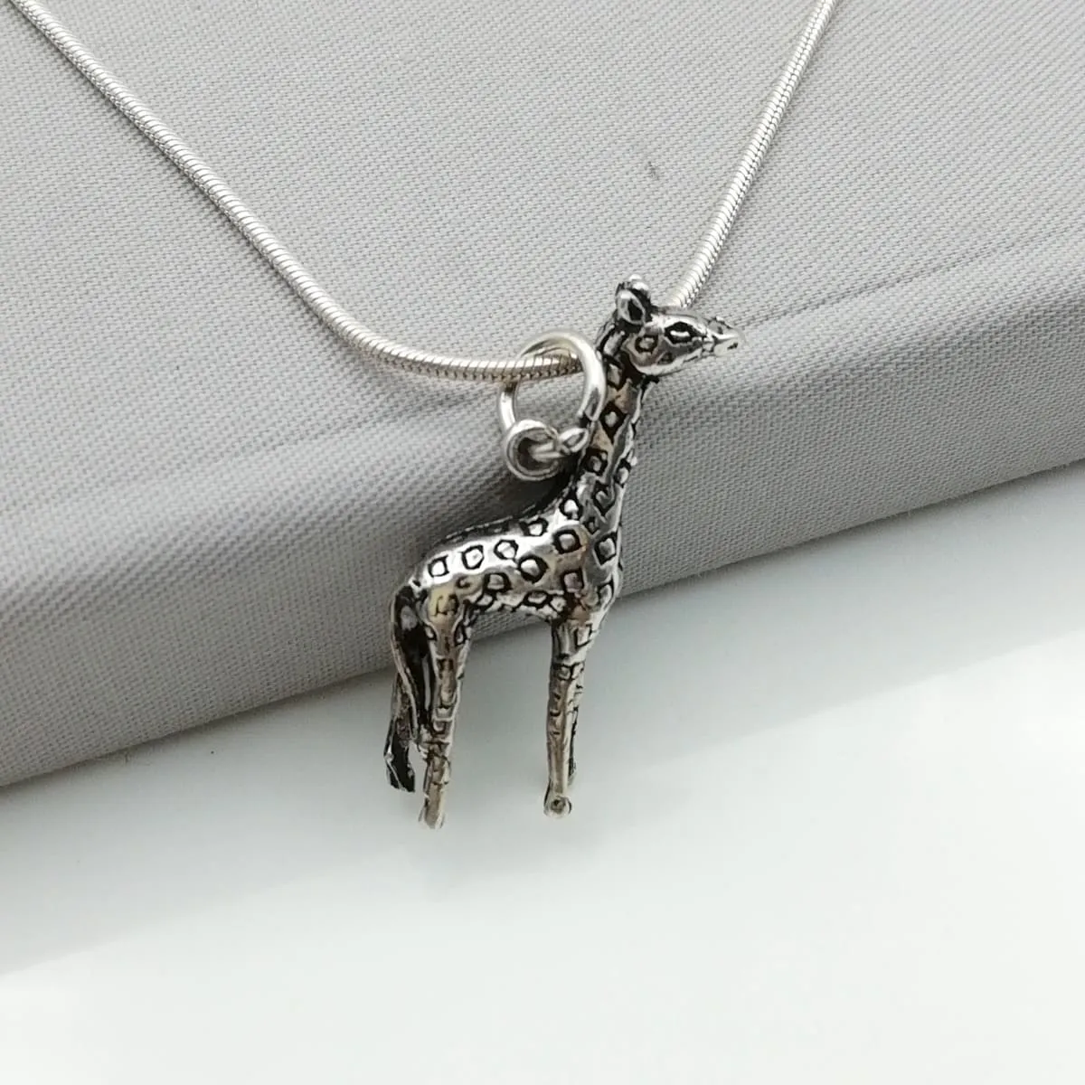 Giraffe pendant -Sterling silver giraffe pendant- Animal silver pendant - Silver charm necklace