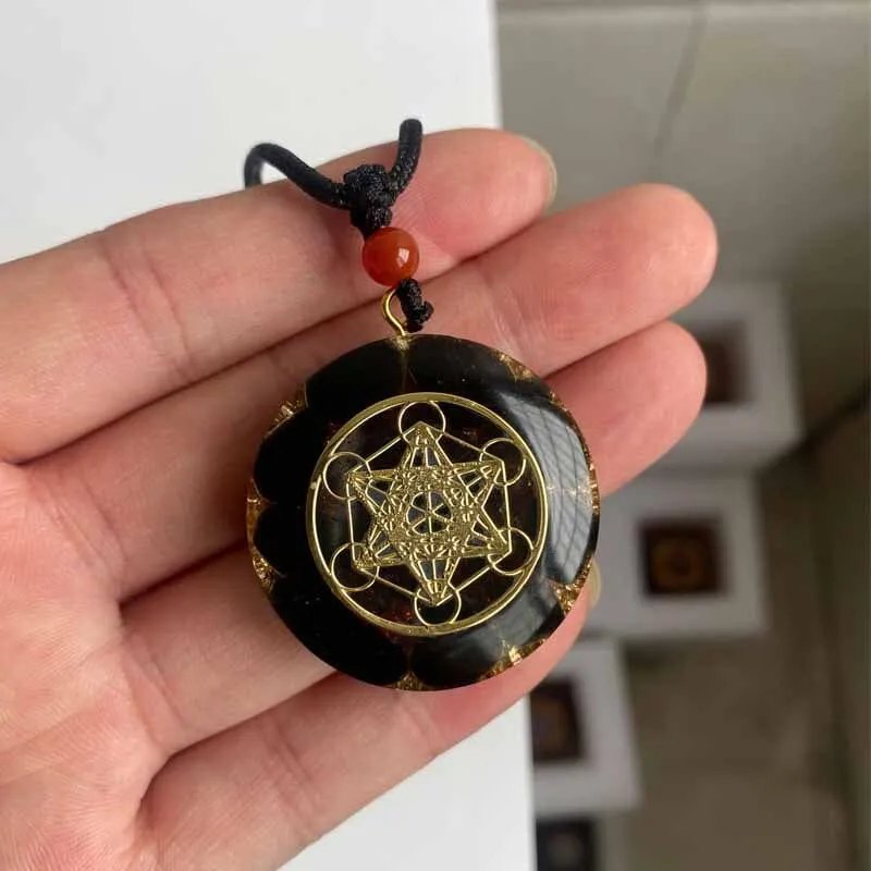 Natural  Quartz Stone Orgone Pendant Necklace
