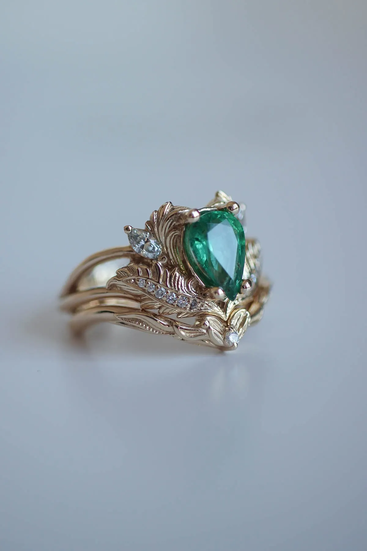 Pear shaped emerald engagement ring set / Adonis