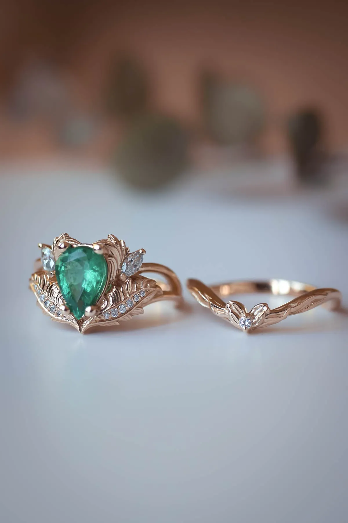 Pear shaped emerald engagement ring set / Adonis