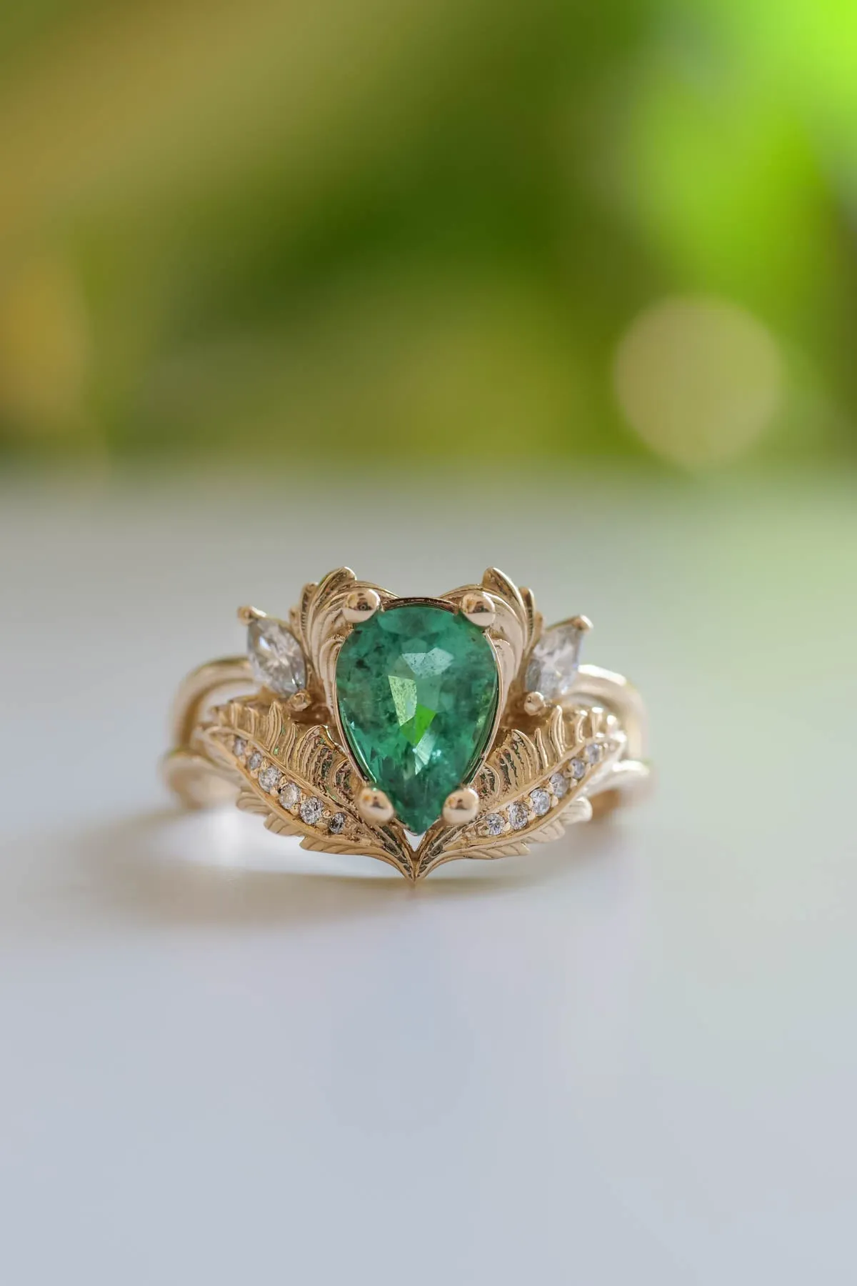Pear shaped emerald engagement ring set / Adonis