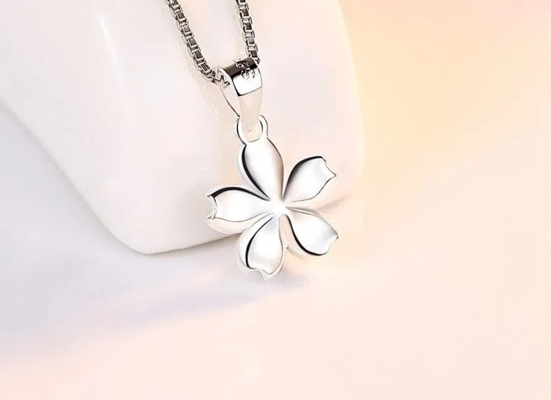 Rhinestone Pink Flower Pendant Silver Necklace
