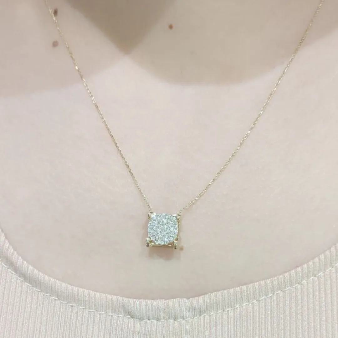 Round Illusion Diamond Necklace 14K Gold
