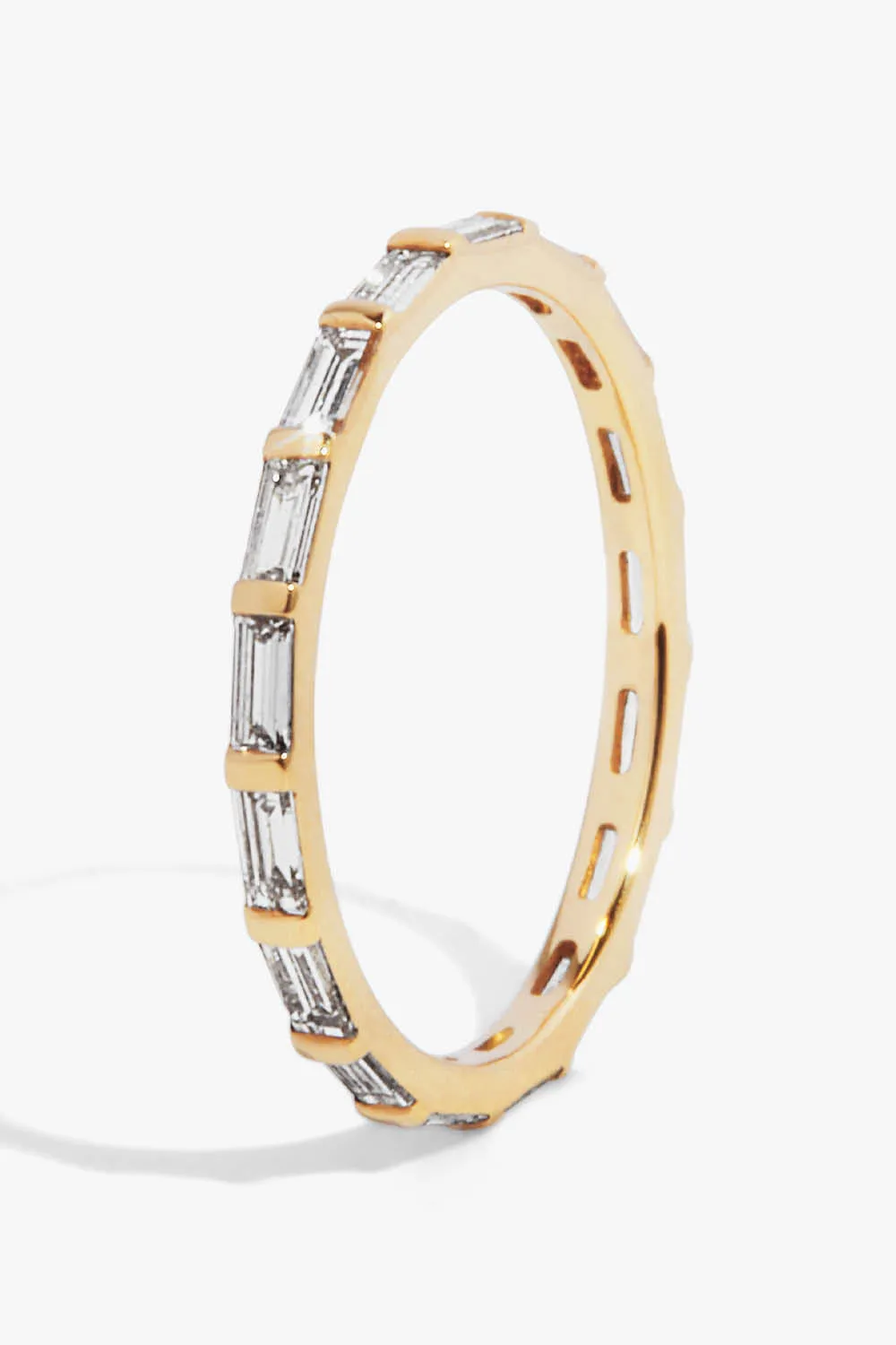 VRAI Baguette Infinity Band in Yellow Gold